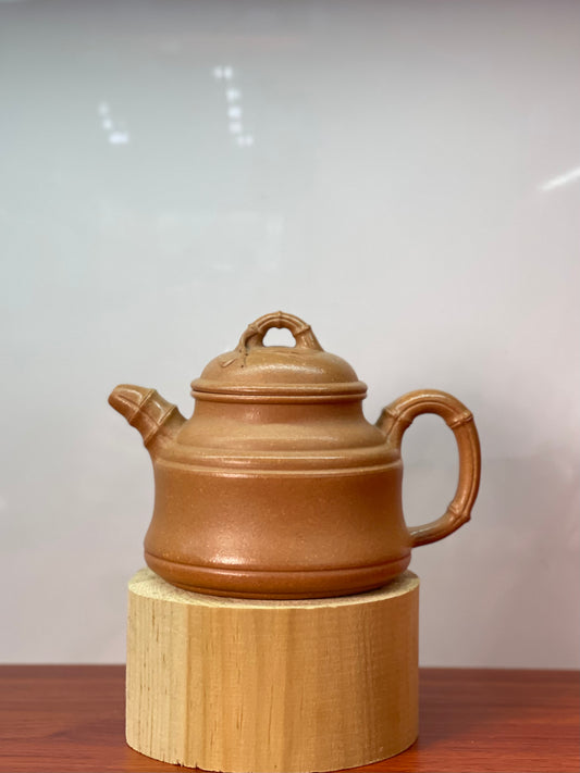 [日用] 段泥竹頂壺
