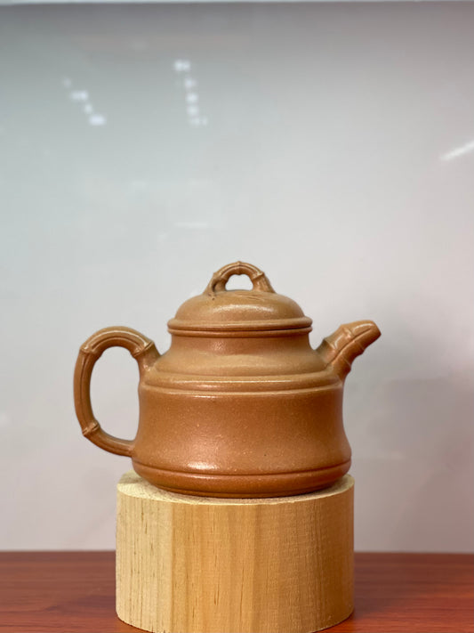 [日用] 段泥竹頂壺